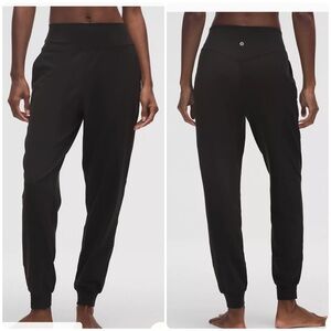 Lululemon Align High Rise Jogger Pants Sz 2 28” Black Pockets Comfort Travel